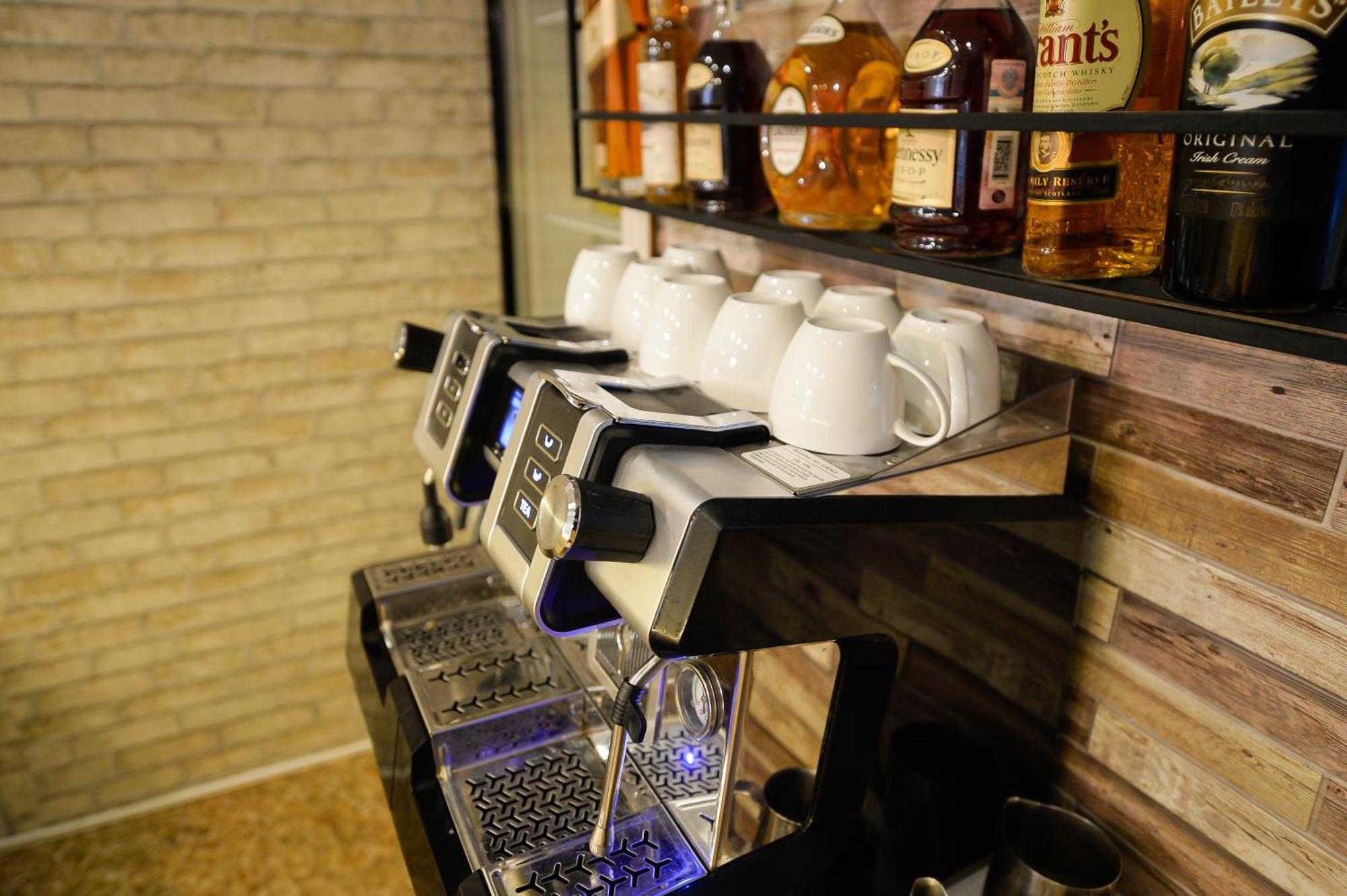 Aura Boutique Hotel Batumi Luaran gambar