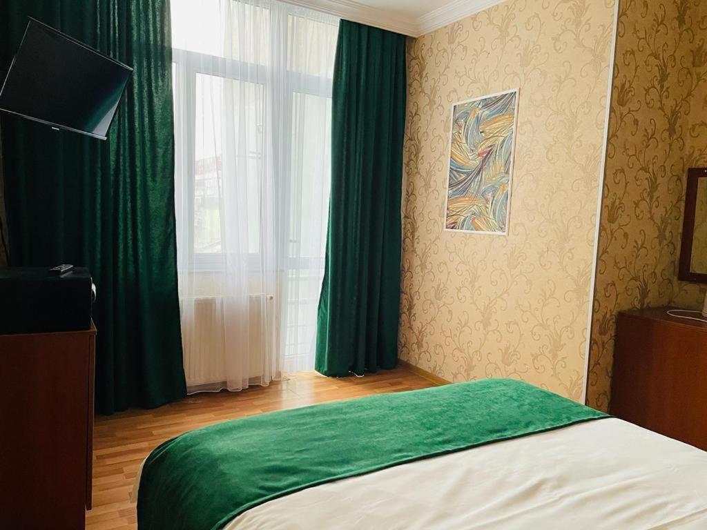 Aura Boutique Hotel Batumi Bilik gambar